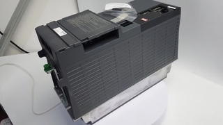 Mitsubishi MDS-DH2-CV-450 AC/DC-Wandler-Netzteil Produktdemonstrationsvideo