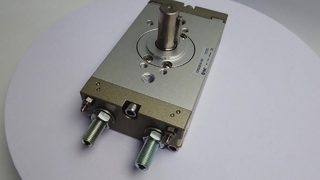 SMC CDRQ2BS40-90C-M9BWL Drehantrieb | 40 mm 90° pneumatischer Flügelzellenantrieb